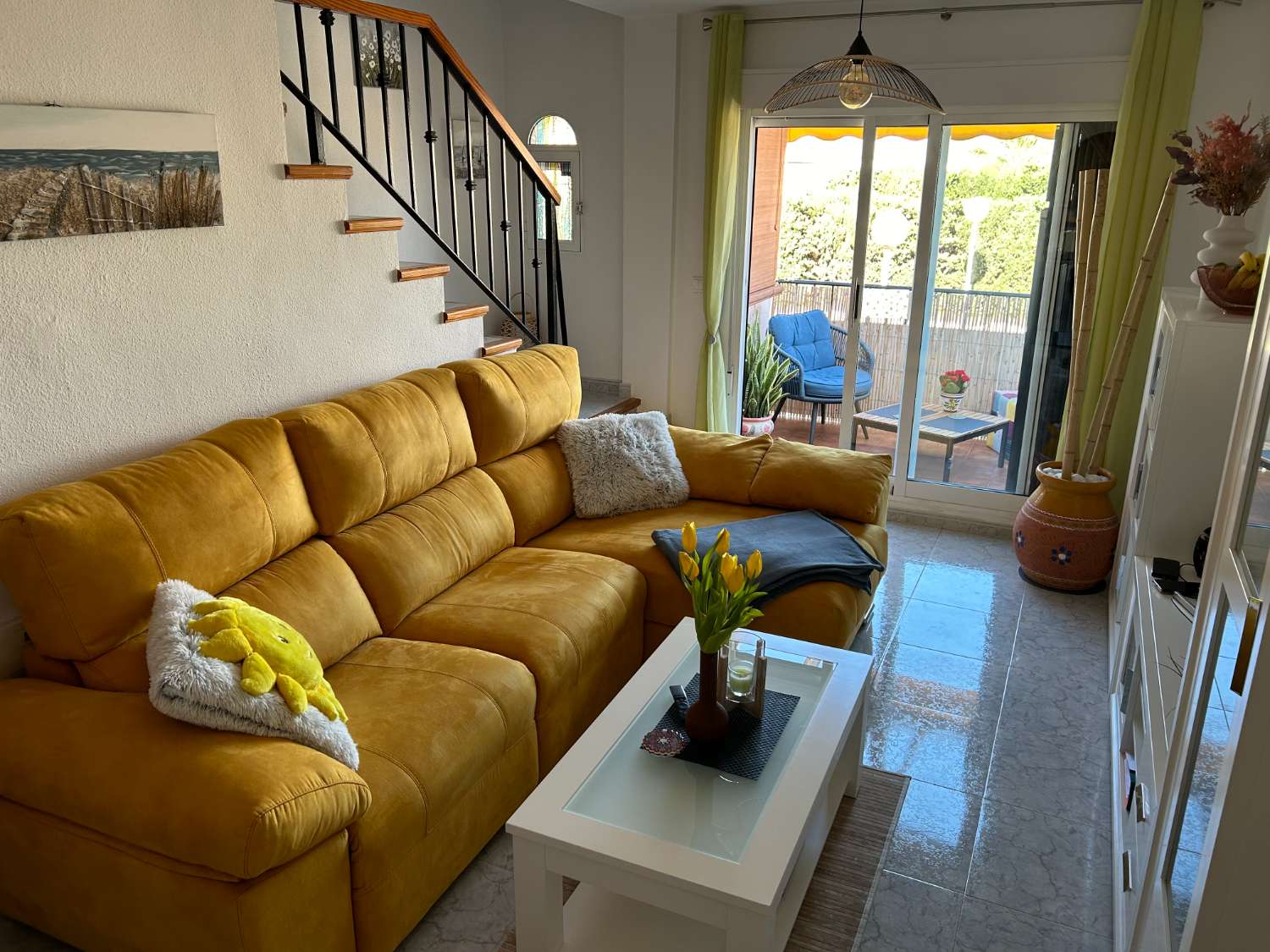 Beautiful 3 bedroom, 2 bathroom duplex with communal pool and parking