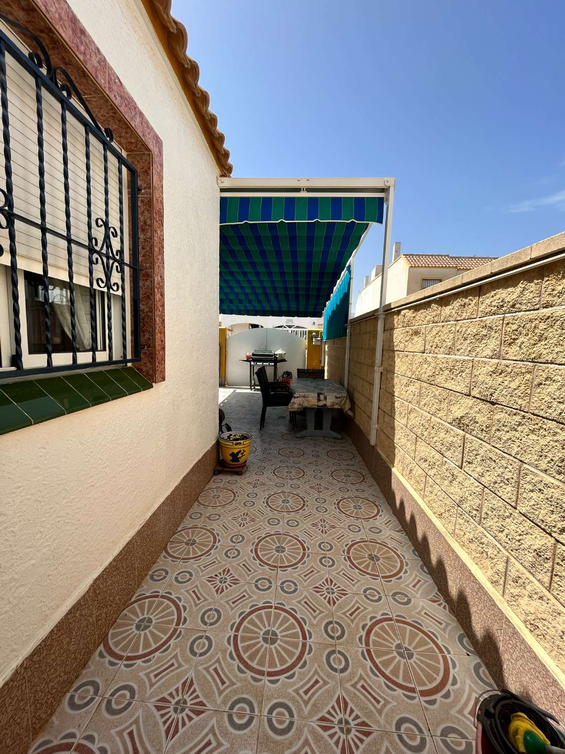 Dúplex de 3 habitaciones y 2 baños ubicado en La Florida