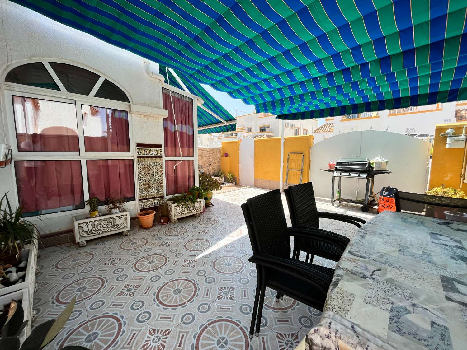 Dúplex de 3 habitaciones y 2 baños ubicado en La Florida