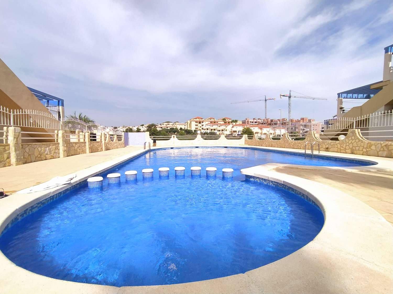 Nice 2 bedroom apartment in Blue Lagoon.