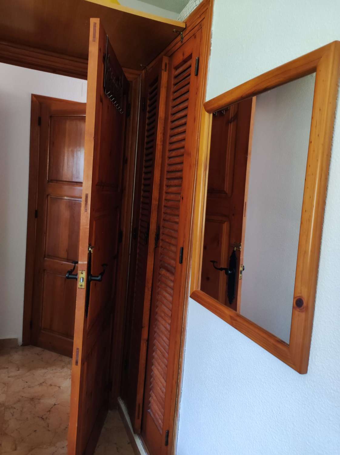 Schöner Bungalow im Erdgeschoss mit Gemeinschaftspool
