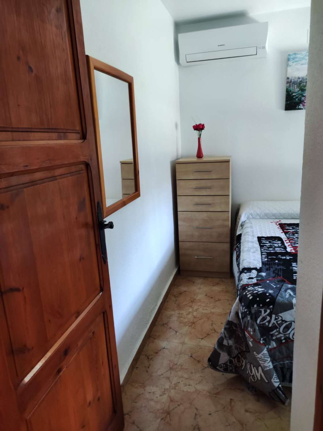 Schöner Bungalow im Erdgeschoss mit Gemeinschaftspool