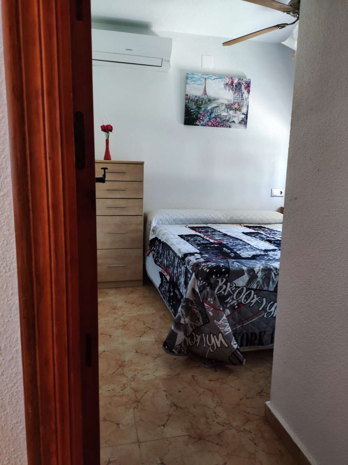 Schöner Bungalow im Erdgeschoss mit Gemeinschaftspool