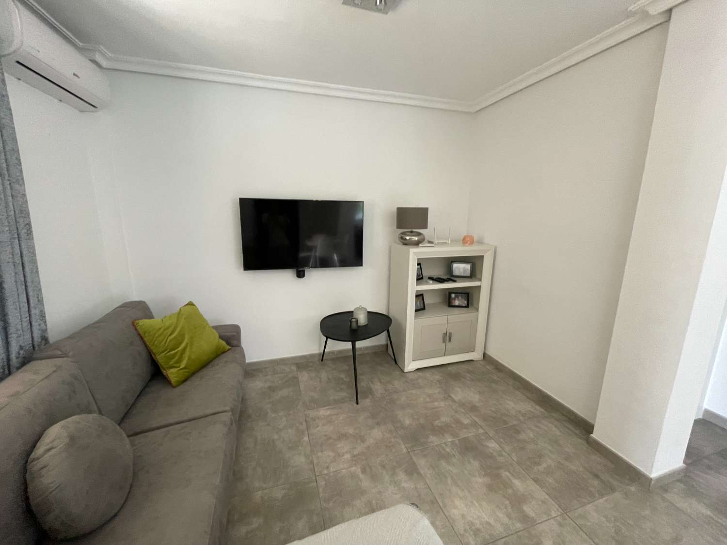 Charmante Maisonette mit 3 Schlafzimmern, 2 Bädern und Gemeinschaftspool