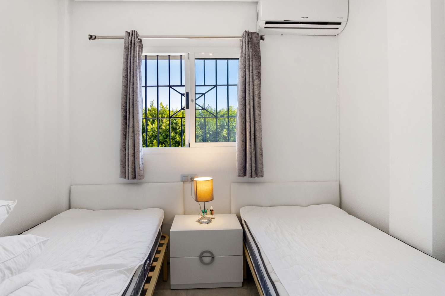 Charmante Maisonette mit 3 Schlafzimmern, 2 Bädern und Gemeinschaftspool