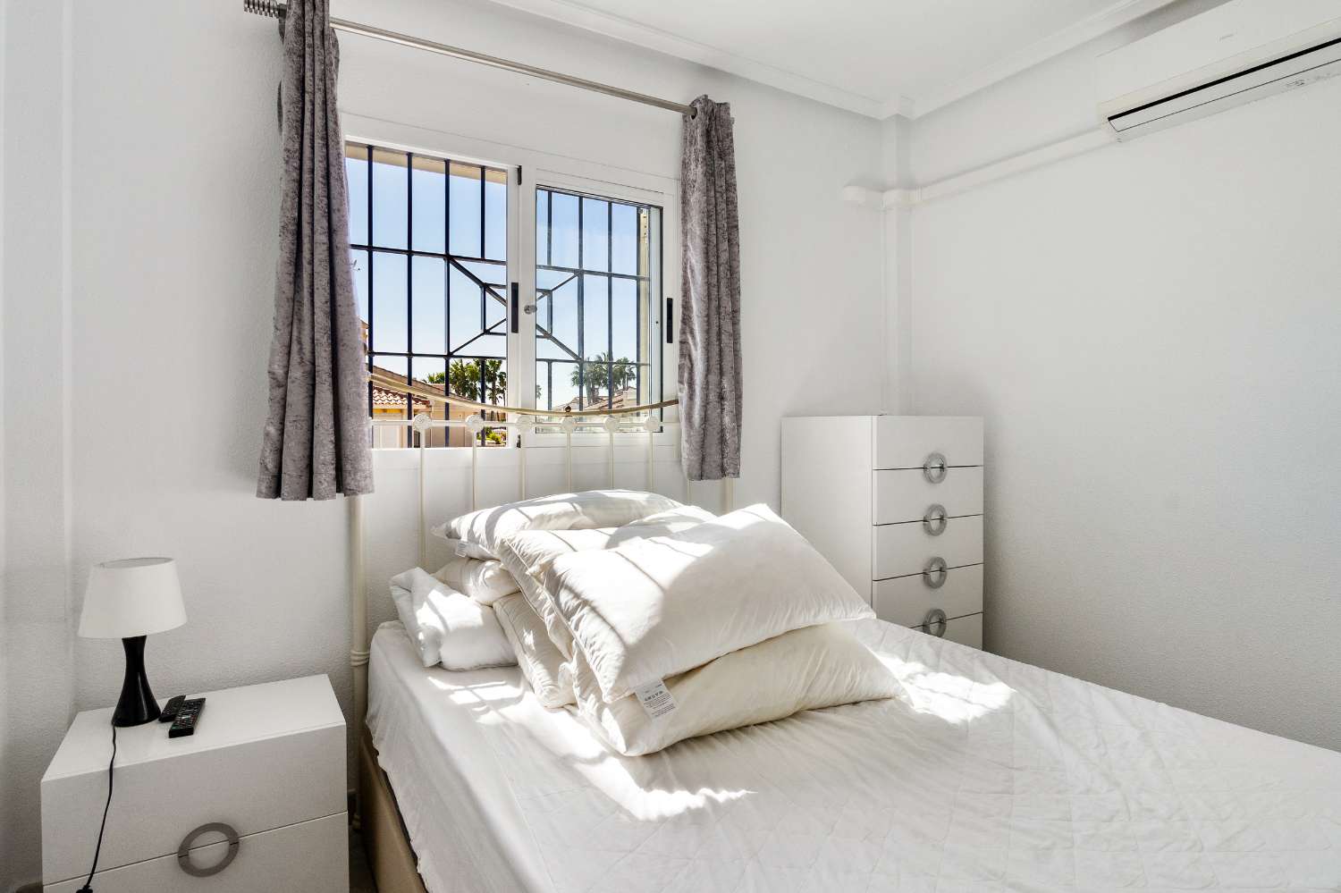 Charmante Maisonette mit 3 Schlafzimmern, 2 Bädern und Gemeinschaftspool