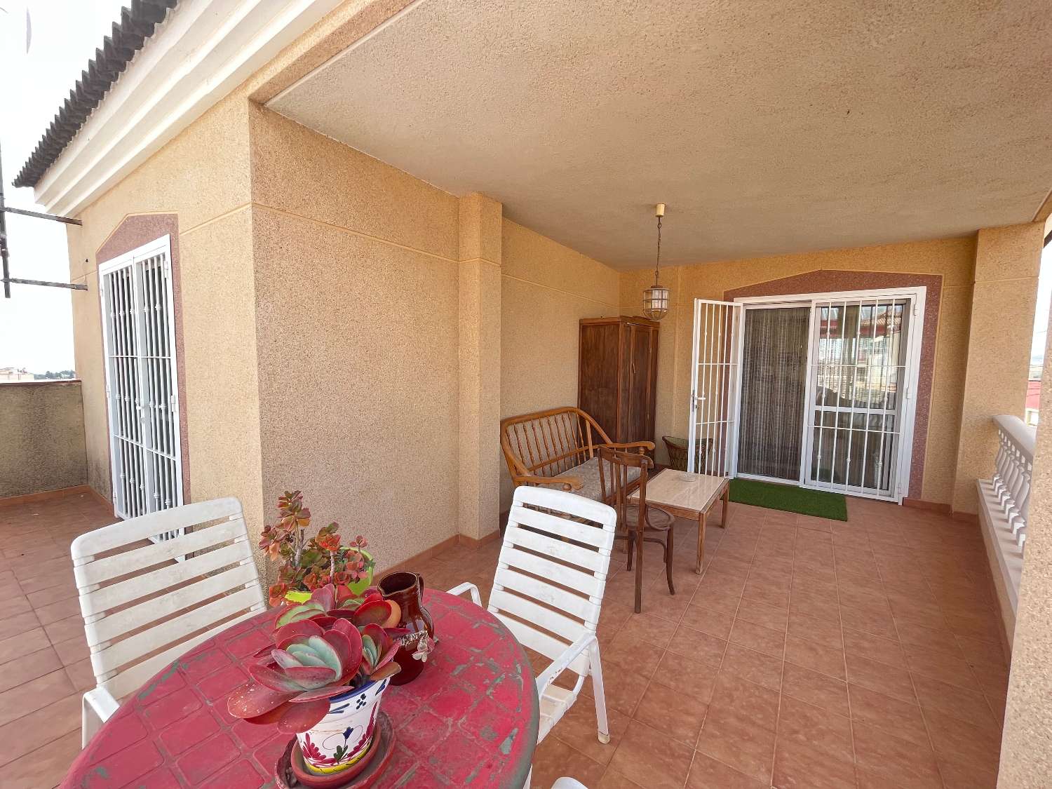 Gran Chalet de 2 dormitorios y 2 baños Ubicado en San Miguel de Salinas