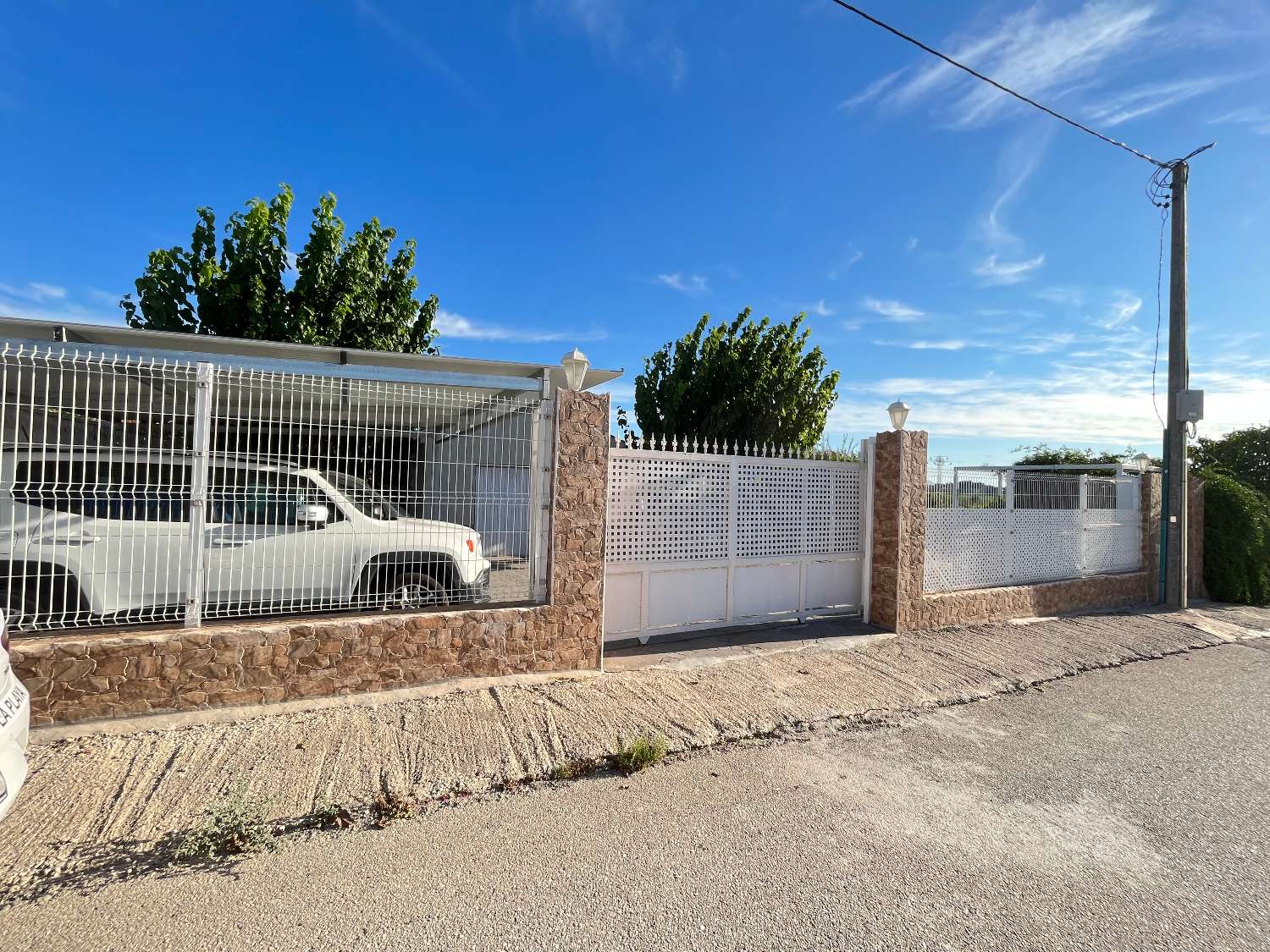 Krásná vila se 3 ložnicemi s nezávislým apartmánem a soukromým bazénem