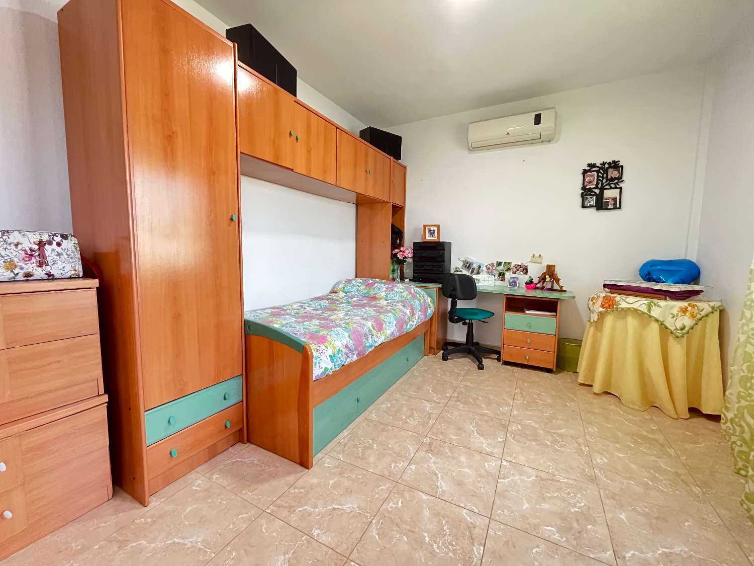 Krásná vila se 3 ložnicemi s nezávislým apartmánem a soukromým bazénem