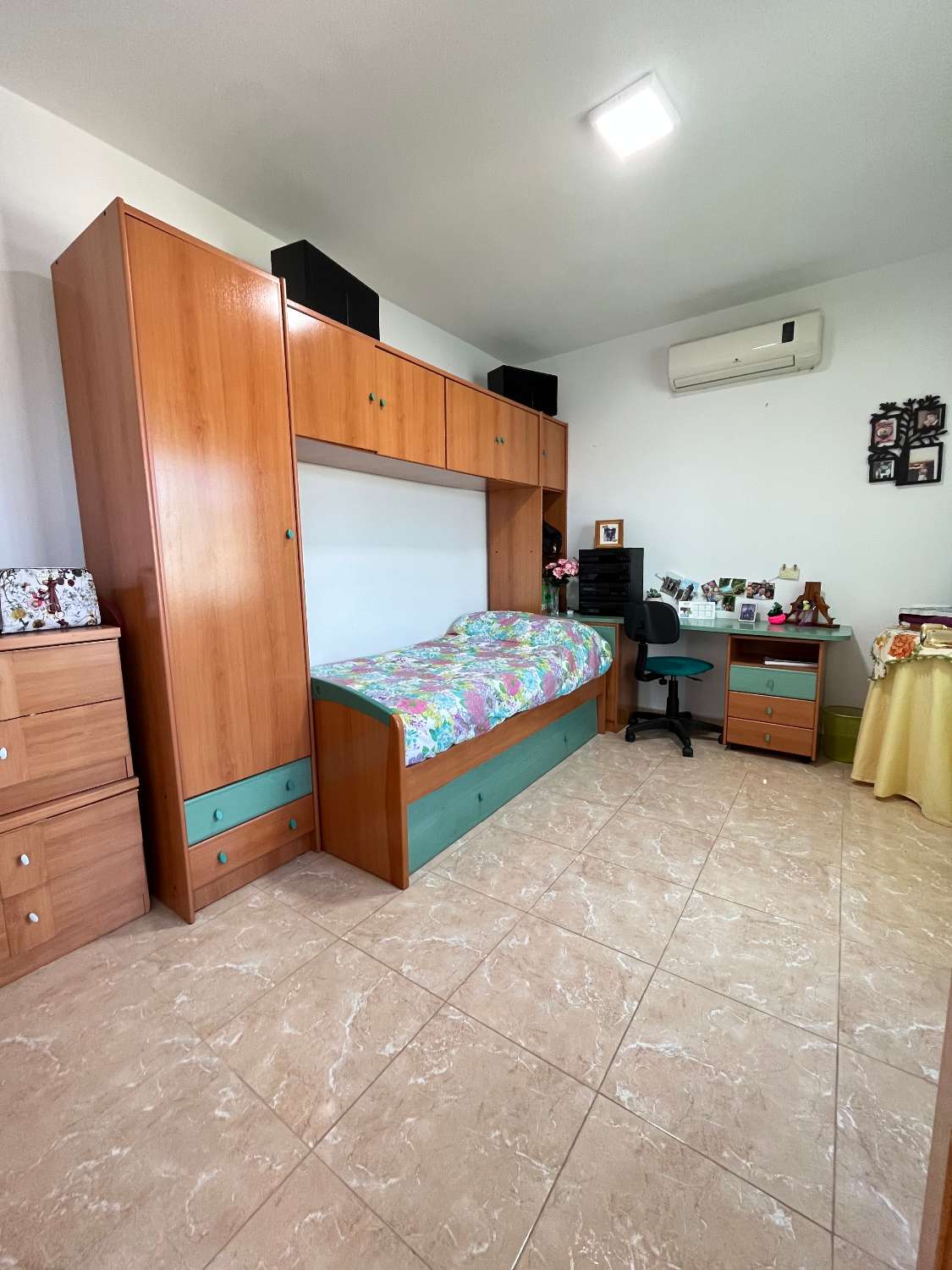 Krásná vila se 3 ložnicemi s nezávislým apartmánem a soukromým bazénem