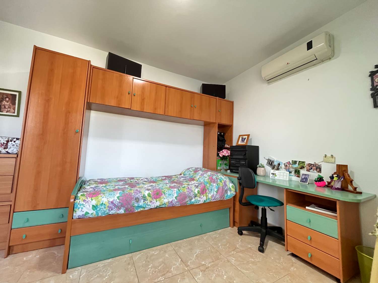 Krásná vila se 3 ložnicemi s nezávislým apartmánem a soukromým bazénem