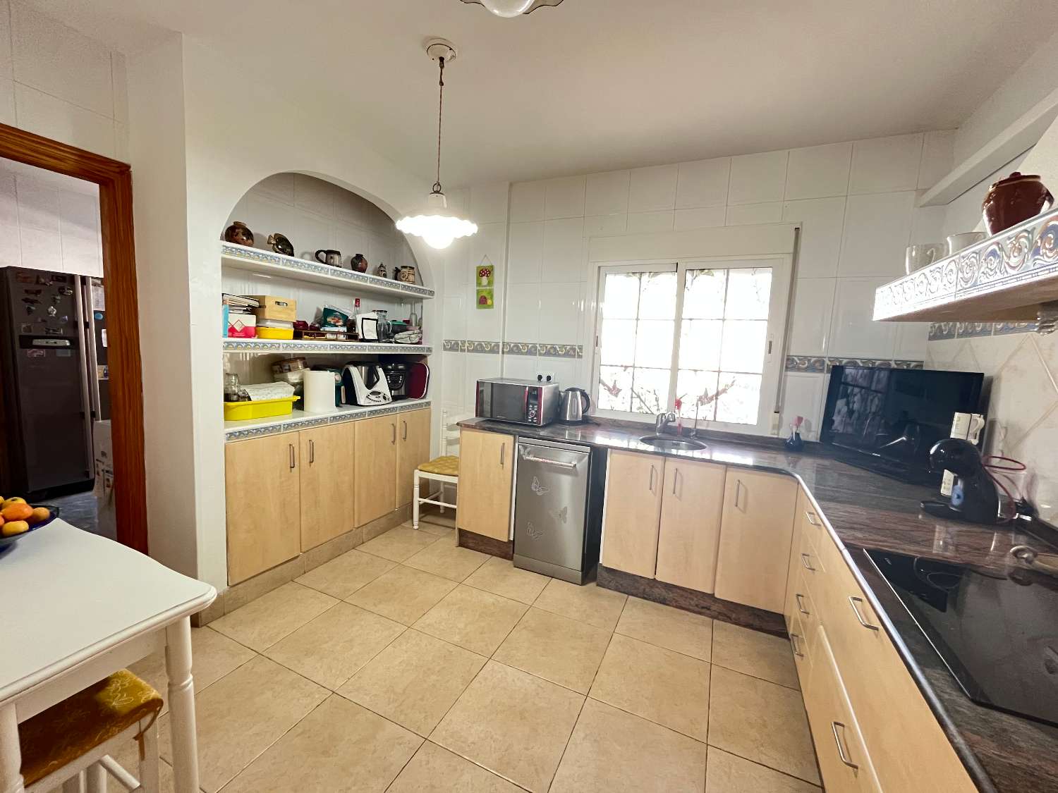 Krásná vila se 3 ložnicemi s nezávislým apartmánem a soukromým bazénem