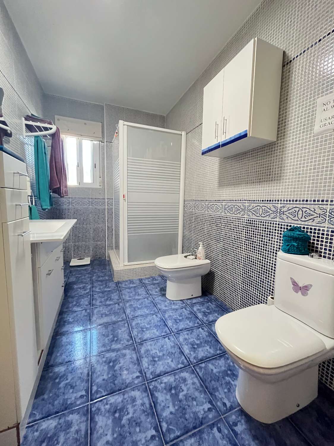 Krásná vila se 3 ložnicemi s nezávislým apartmánem a soukromým bazénem