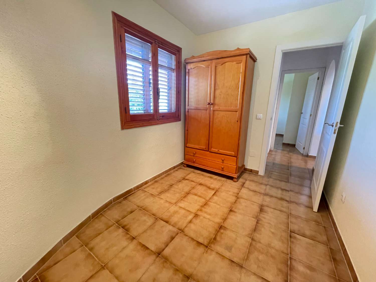 Bel appartement avec 2 chambres et 1 salle de bain à seulement 200 mètres de la plage.
