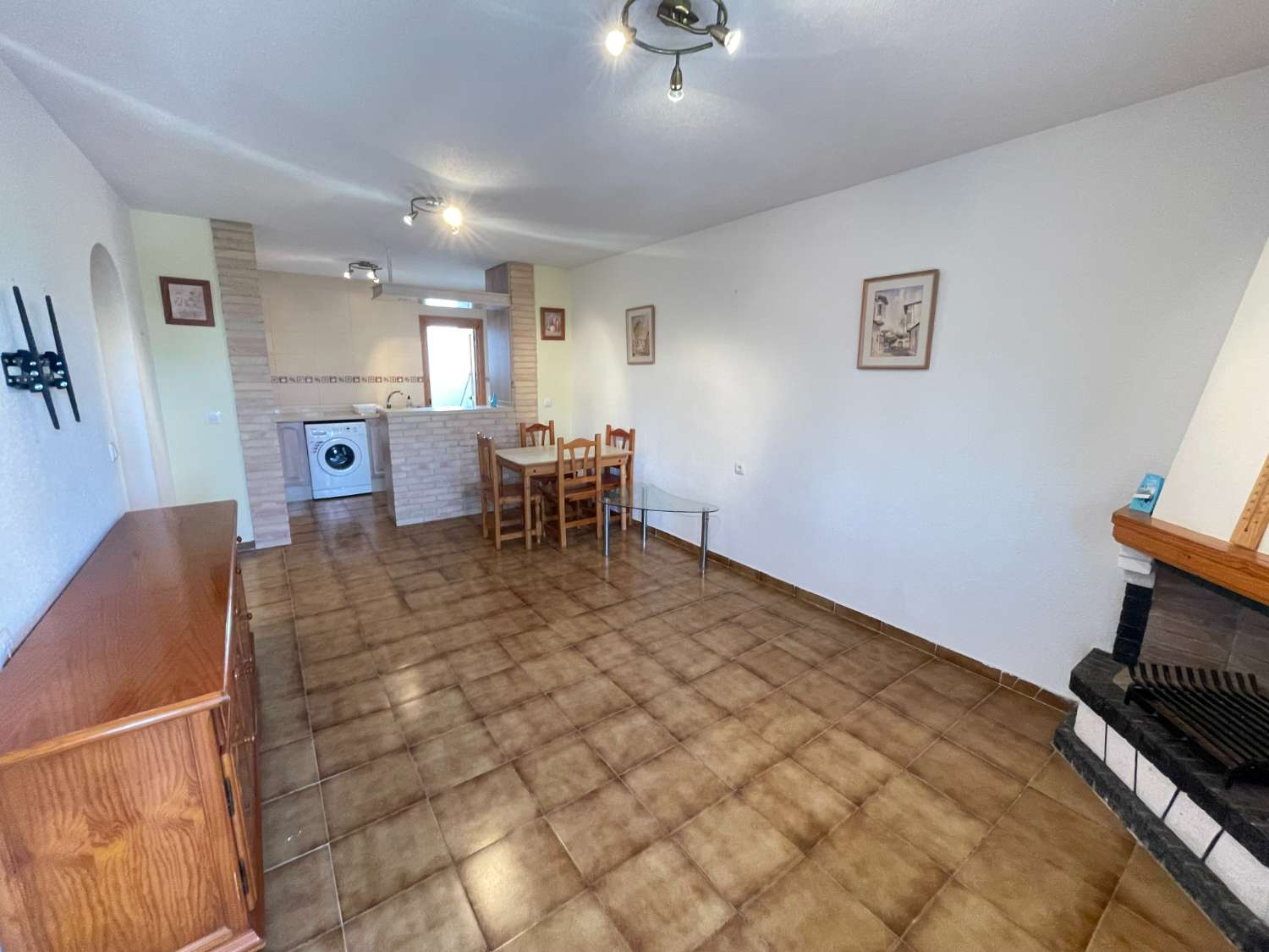 Bel appartement avec 2 chambres et 1 salle de bain à seulement 200 mètres de la plage.