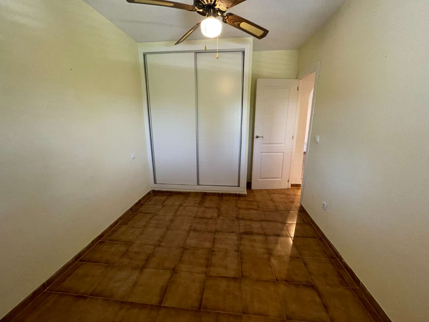 Bel appartement avec 2 chambres et 1 salle de bain à seulement 200 mètres de la plage.