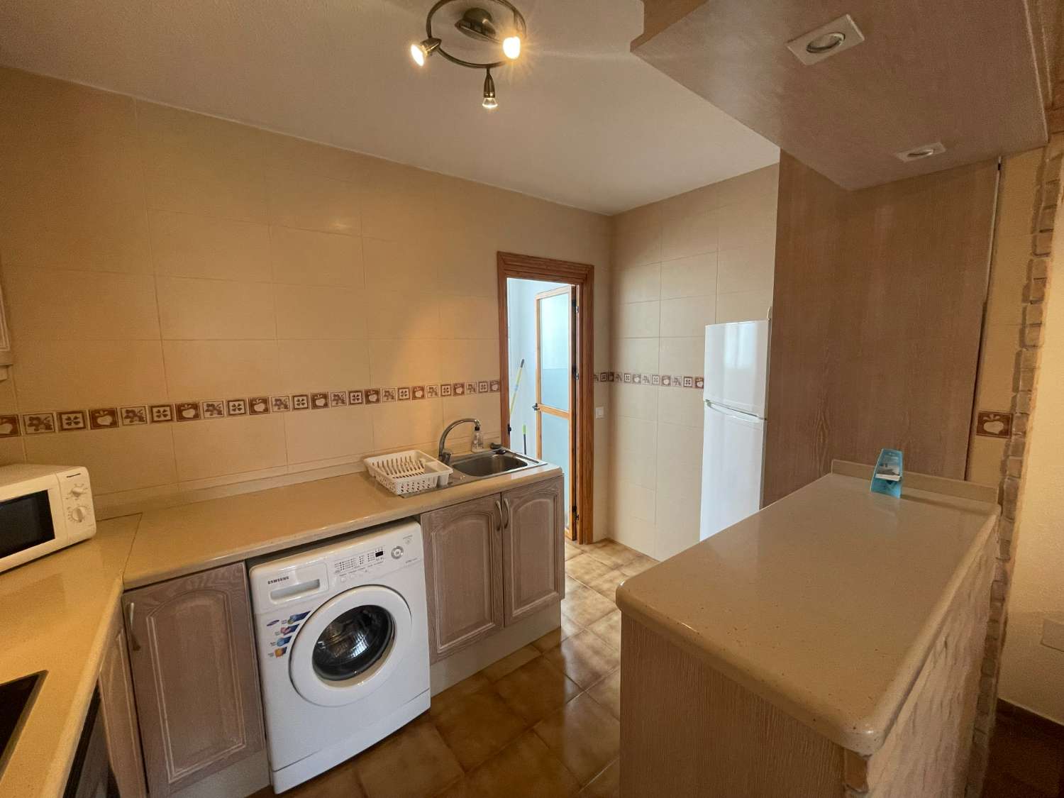 Bel appartement avec 2 chambres et 1 salle de bain à seulement 200 mètres de la plage.