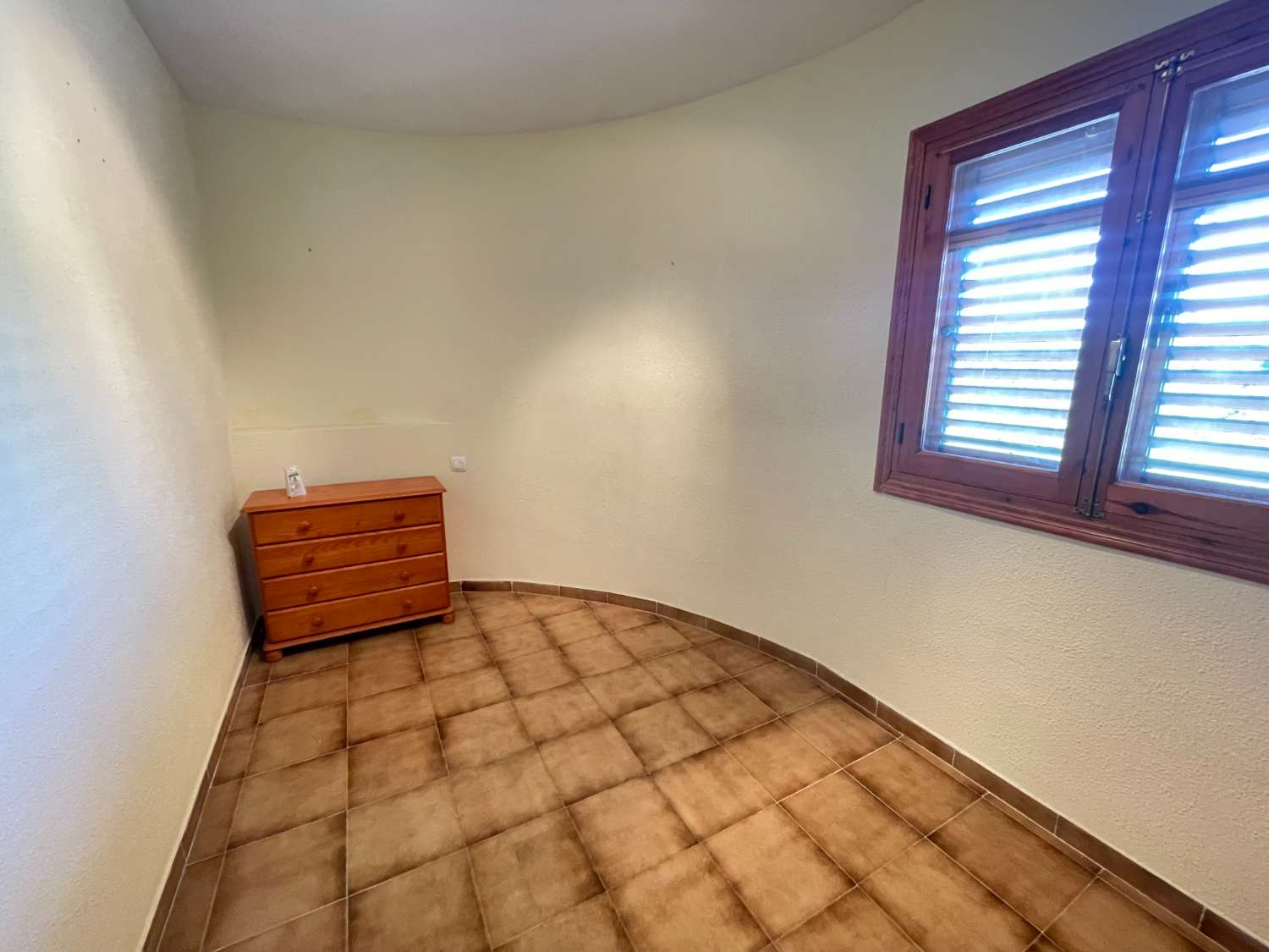 Bel appartement avec 2 chambres et 1 salle de bain à seulement 200 mètres de la plage.
