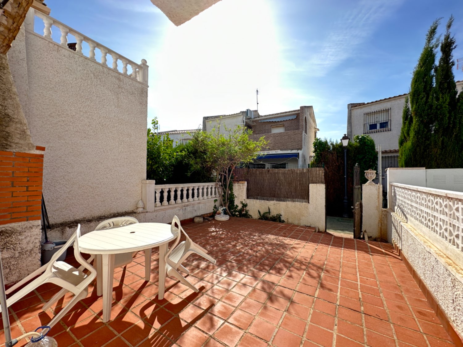 Offerta!! Duplex con 2 camere da letto 1 bagno a La Florida! Con piscina comunale