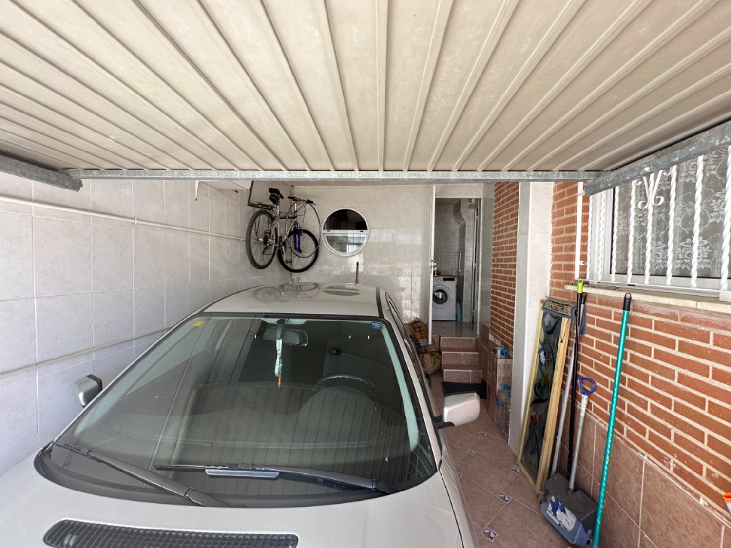 Tolle Maisonette Süd mit privater Garage, 2 Schlafzimmern, 2 Bädern in Los Altos !