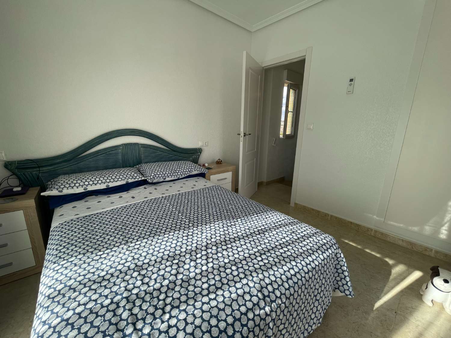 Precioso Chalet independiente de 3 Dormitoris y 2 baños con piscina comunitaria