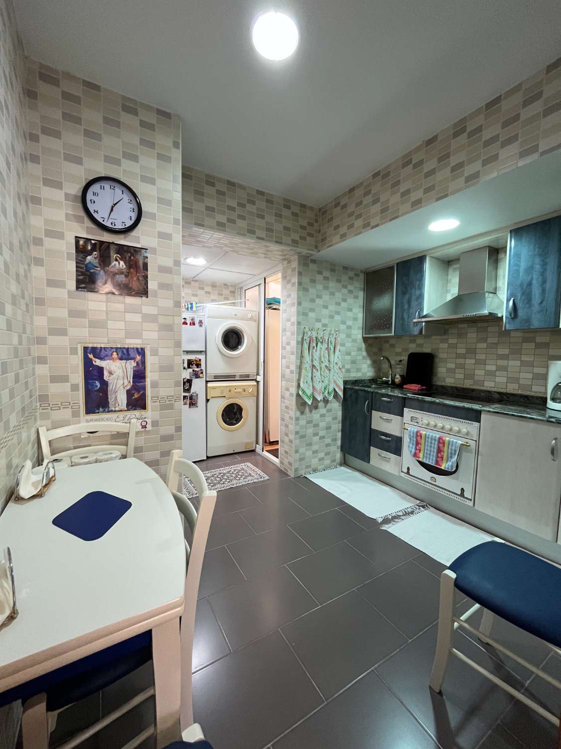 Hermoso apartamento de tres habitaciones a 300m de la Playa.