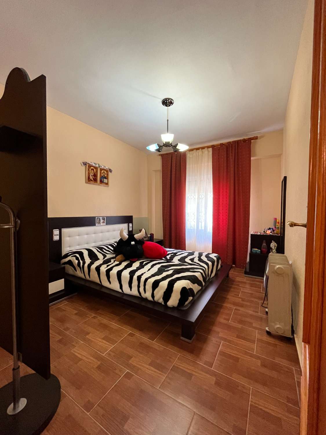 Hermoso apartamento de tres habitaciones a 300m de la Playa.