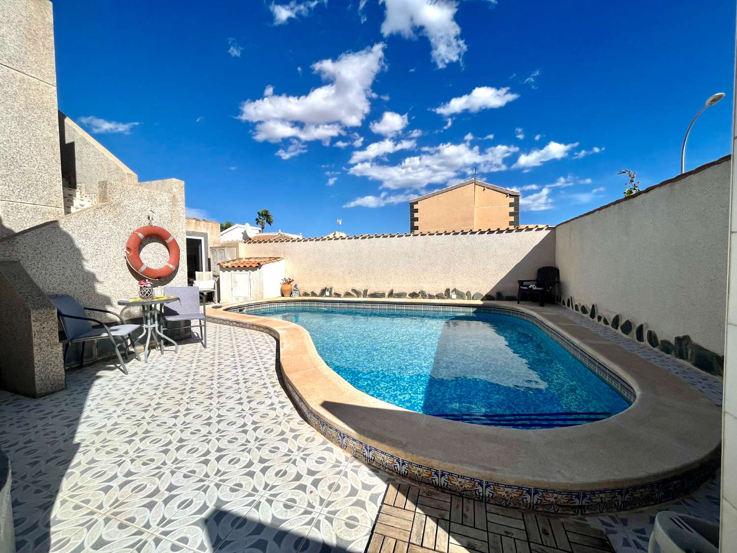 Precioso Chalet independiente con piscina privada