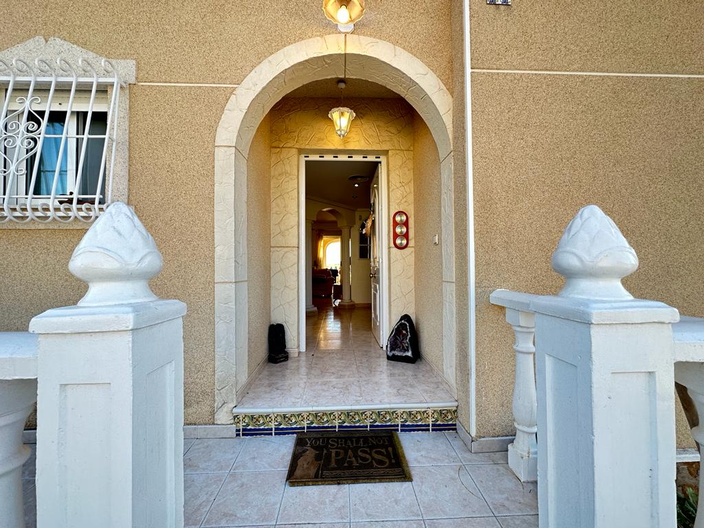 Precioso Chalet independiente con piscina privada y apartamento independiente