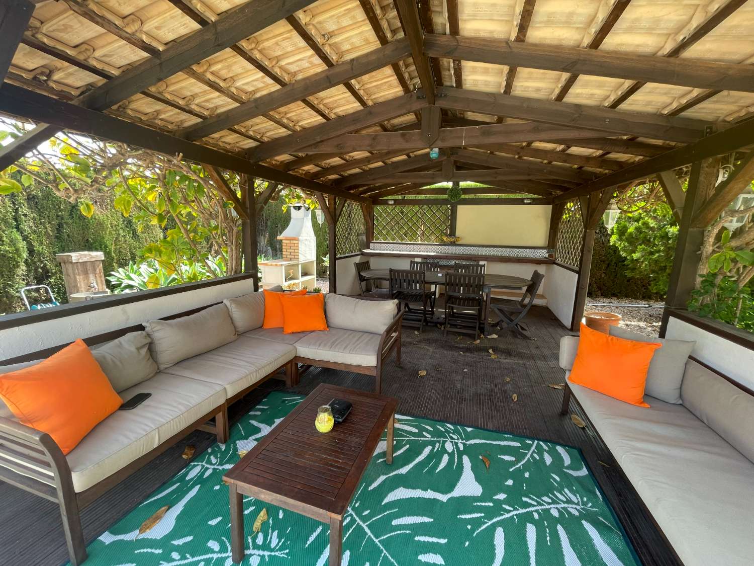 C-1107 Fristående villa i La Florida med 4 sovrum och en privat pool.