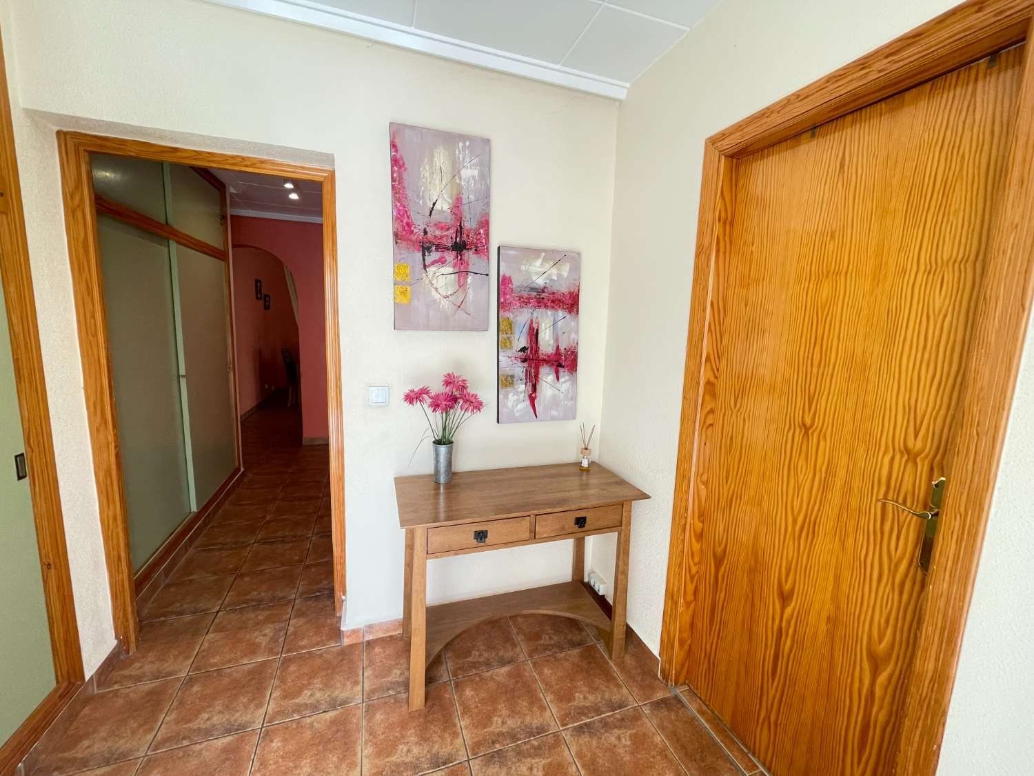 C-1107 Fristående villa i La Florida med 4 sovrum och en privat pool.