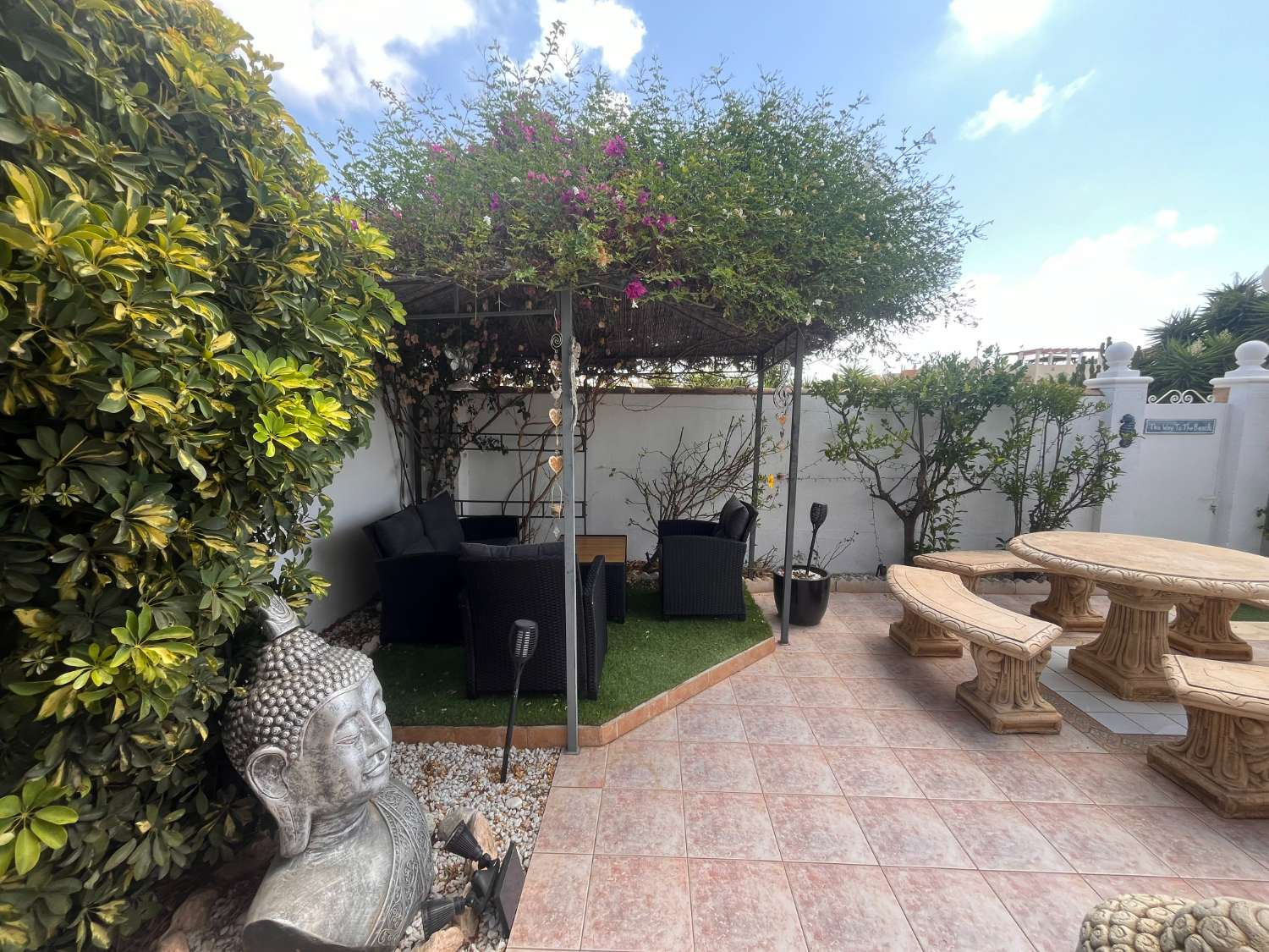 Detached Villa with Pool in Las Palmeras