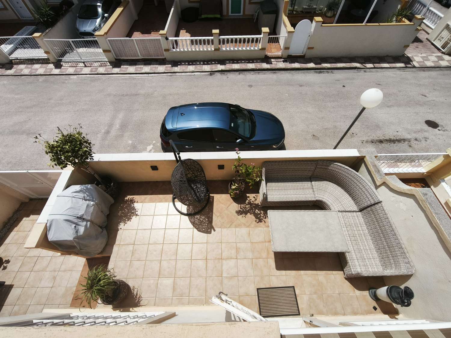 Bungalow de 2 dormitorios, 1 baño y piscina comunitaria en playa flamenca , Orihuela costa