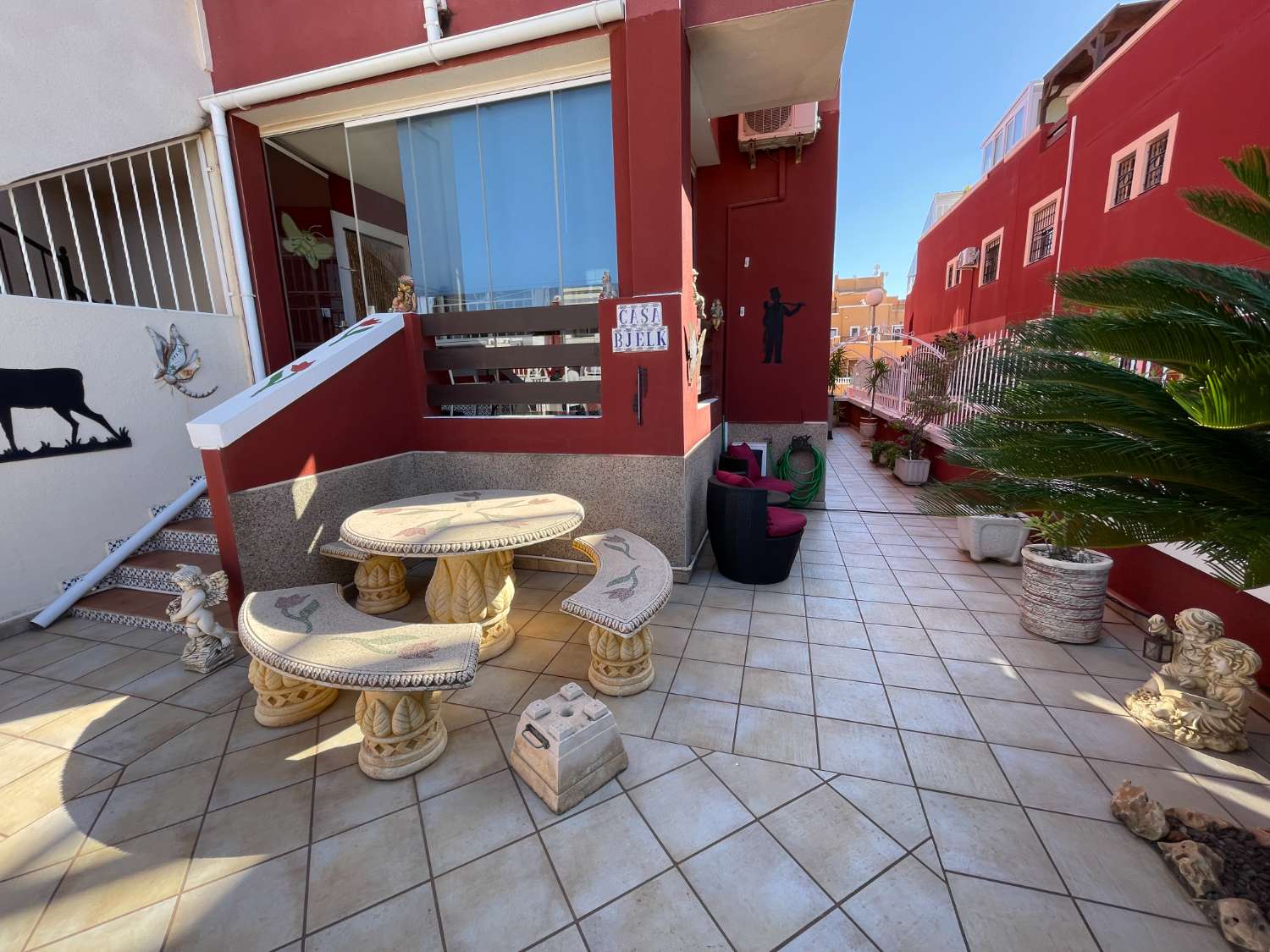 Ground floor corner apartment in Dream Hills 2
