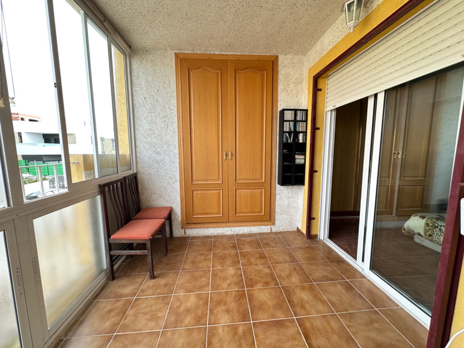 Oportunidad ! Duplex situado en los altos de Orihuela costa con 4 dormitorios ,3 baños, garaje subterráneo y piscina comunitaria !