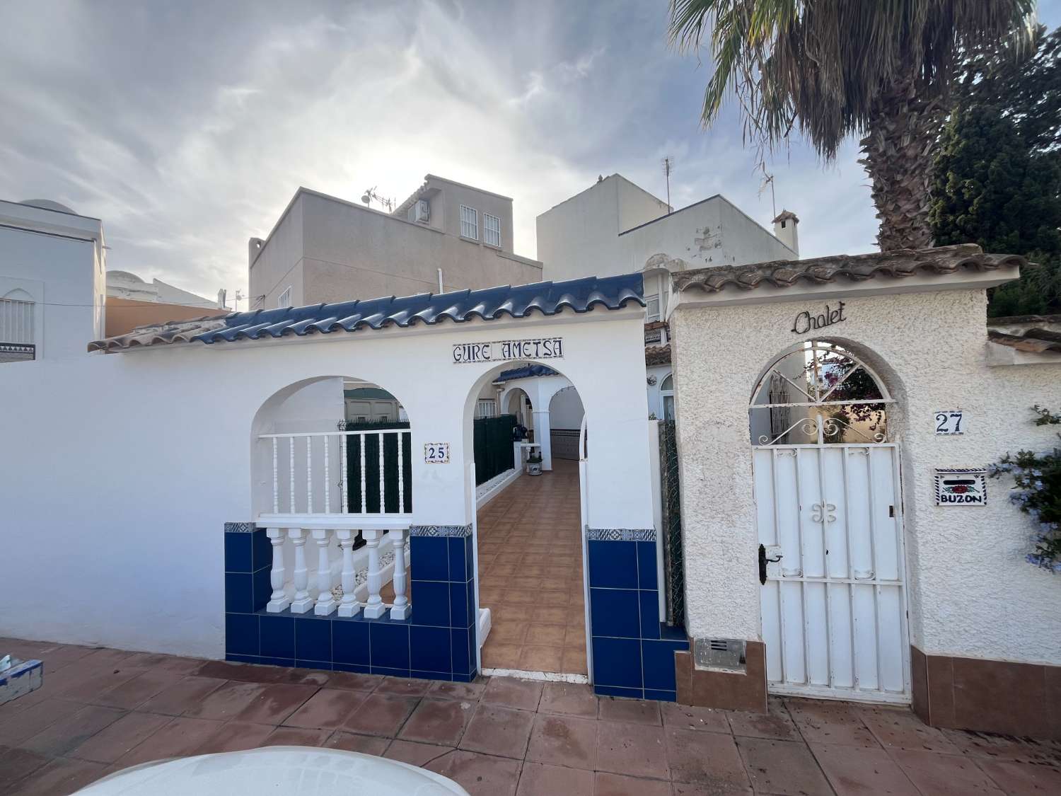 Encantadora casa de 3 dormitorios a pocos pasos de la playa de La Zenia