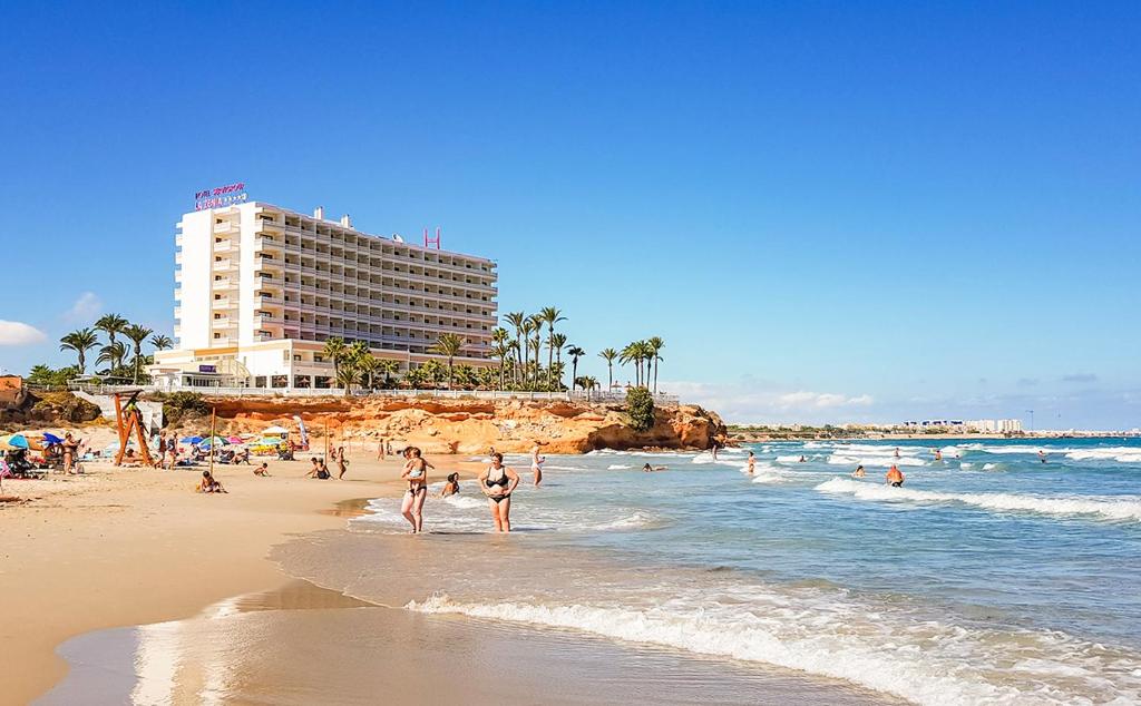 Encantadora casa de 3 dormitorios a pocos pasos de la playa de La Zenia