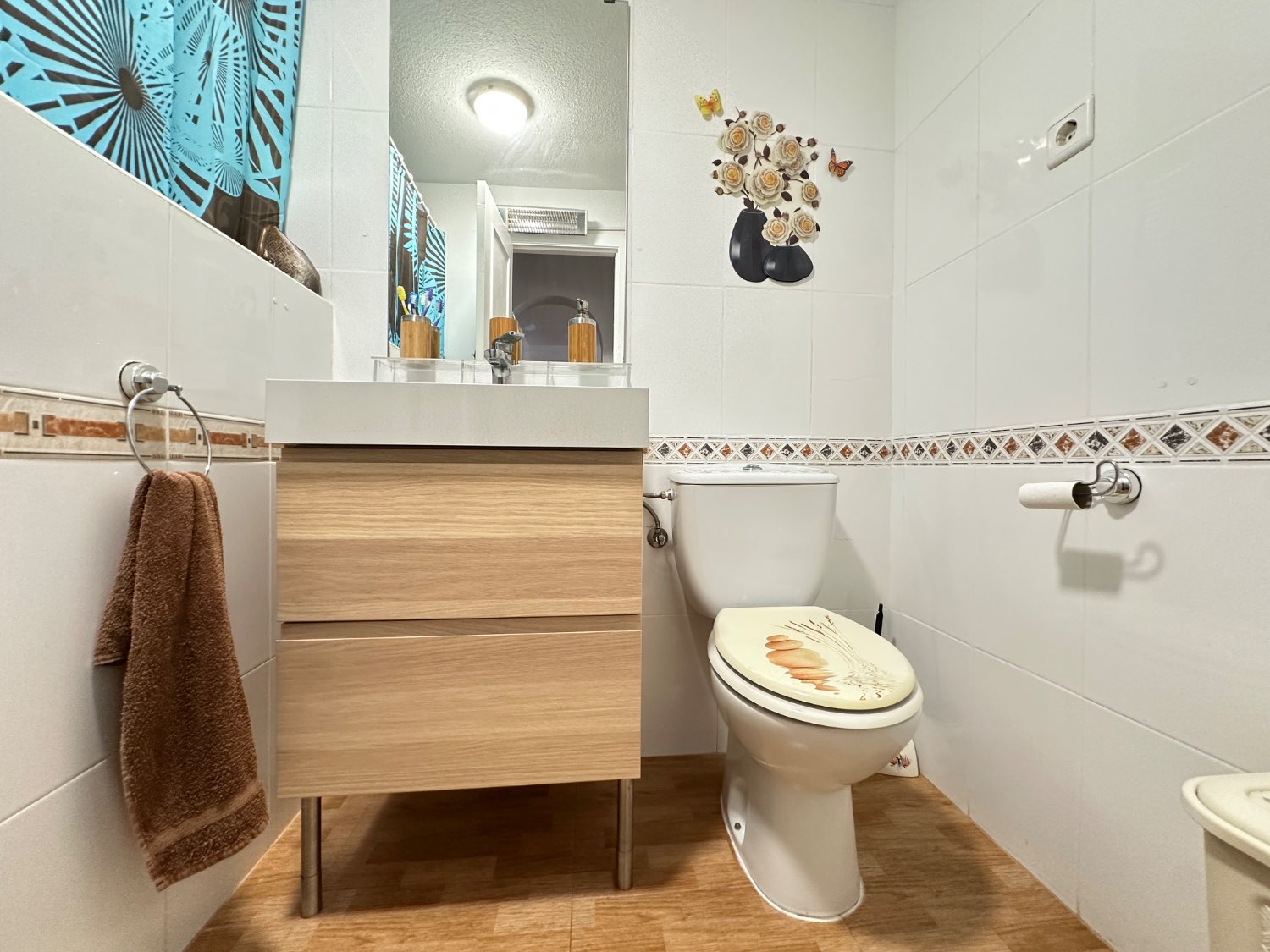 Appartement au rez-de-chaussée situé à La Florida (Orihuela Costa) avec 2 chambres, 1 salle de bain et 2 piscines communes