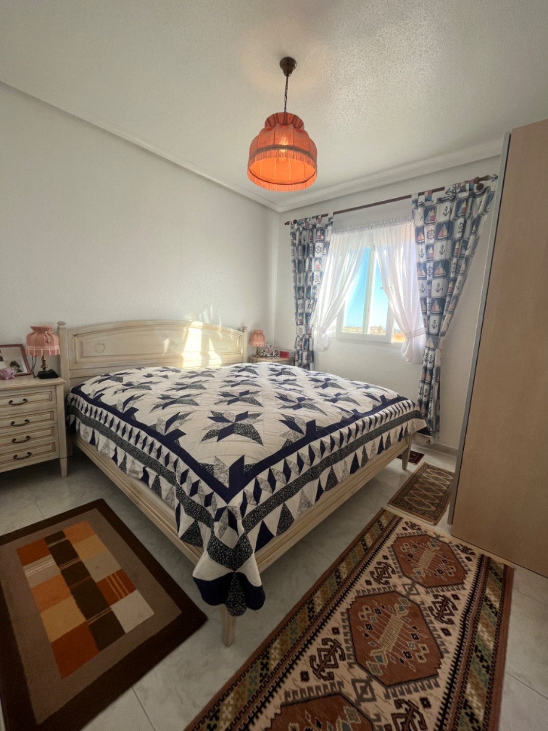 Spacious penthouse with 117m2 3 bedrooms and 2 bathrooms 1.2 km from the beach