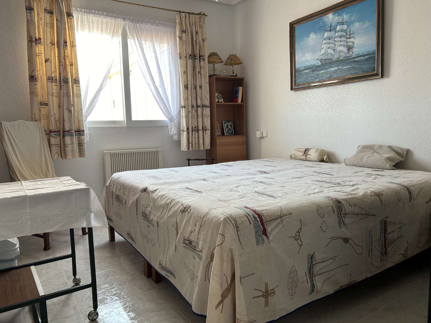 Spacious penthouse with 117m2 3 bedrooms and 2 bathrooms 1.2 km from the beach