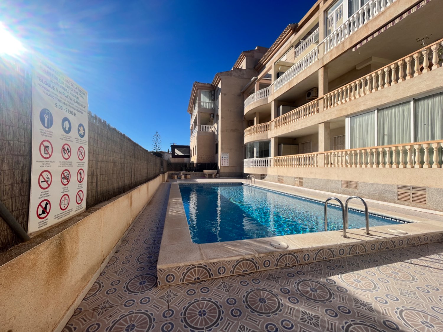 Spacious penthouse with 117m2 3 bedrooms and 2 bathrooms 1.2 km from the beach
