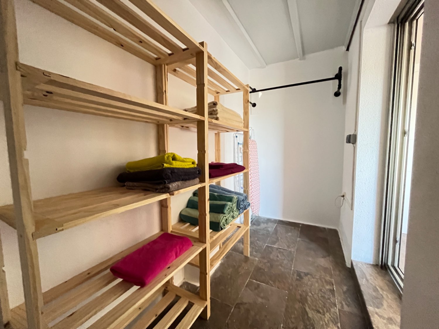 Preciosa casa de 3 dormitorios con piscina en zona tranquila