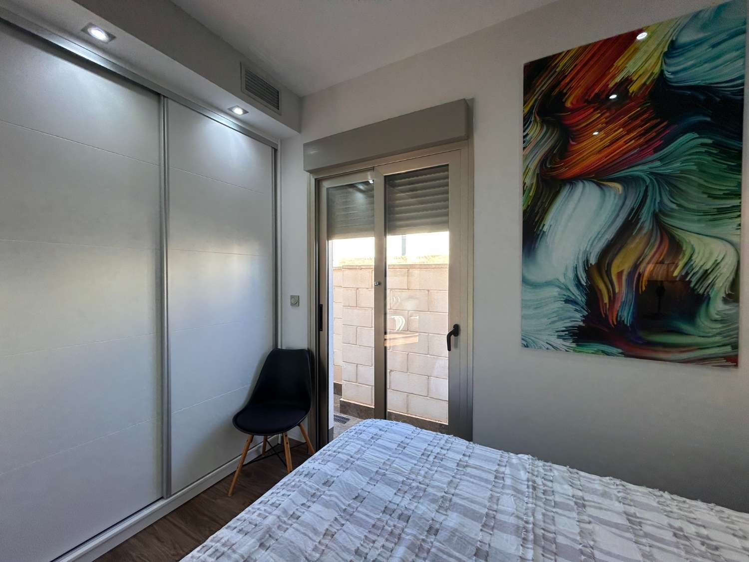 Preciosa casa de 3 dormitorios con piscina en zona tranquila
