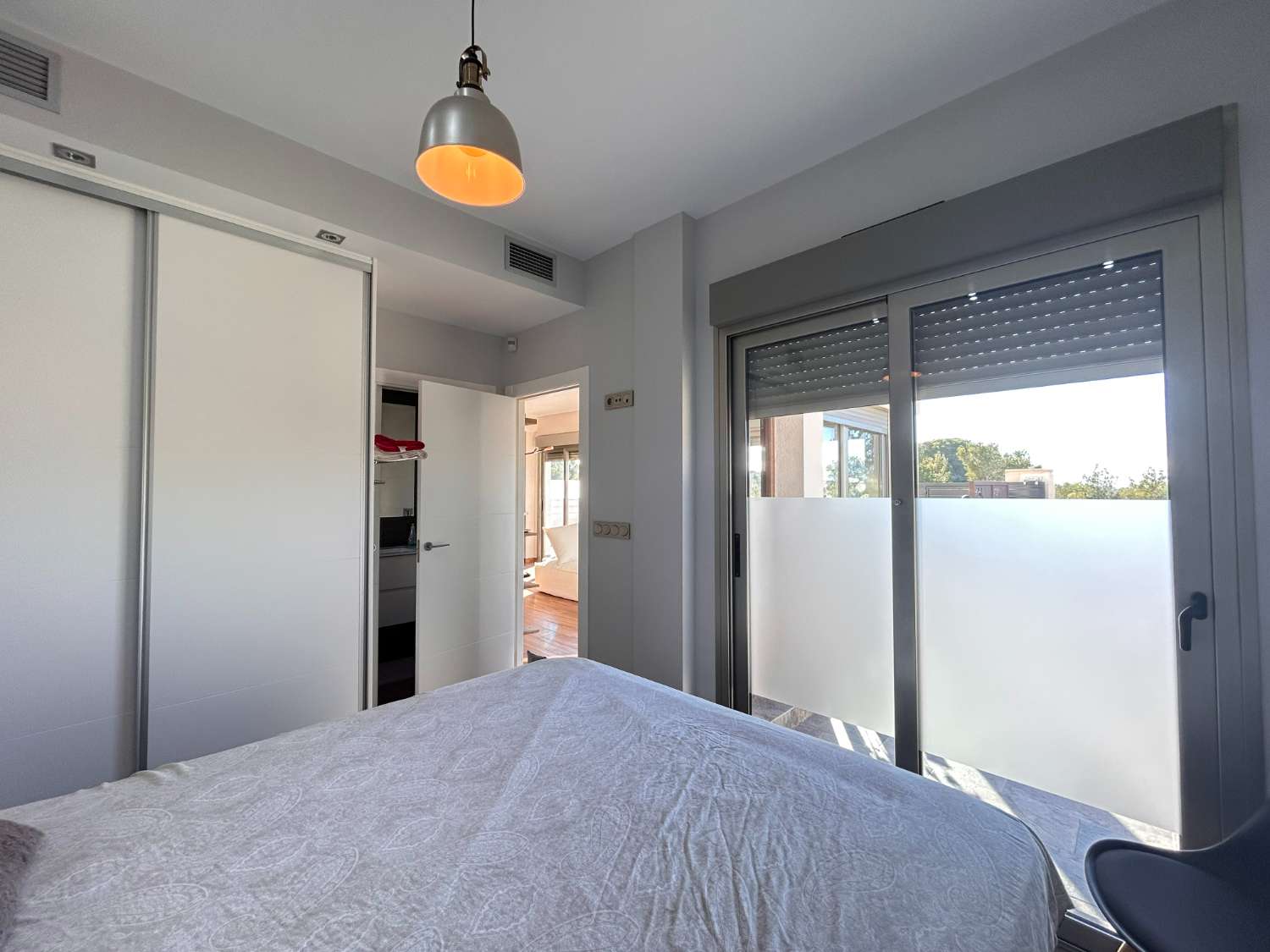 Preciosa casa de 3 dormitorios con piscina en zona tranquila