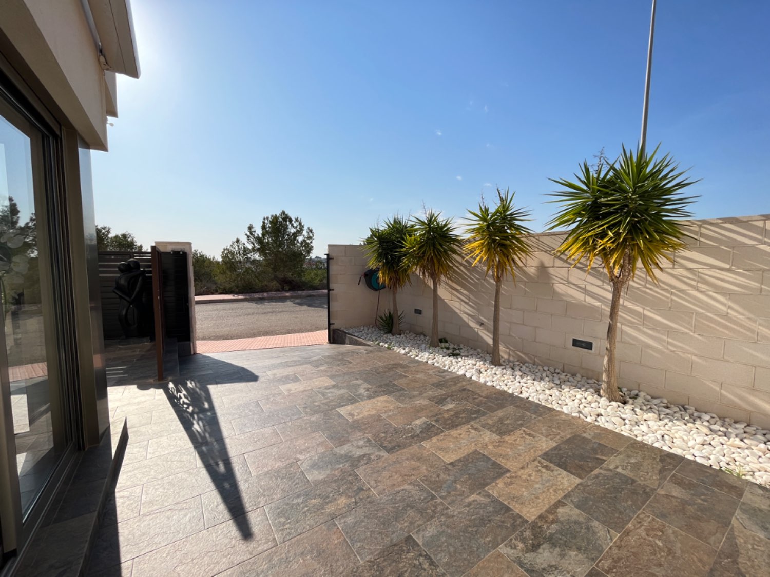 Preciosa casa de 3 dormitorios con piscina en zona tranquila