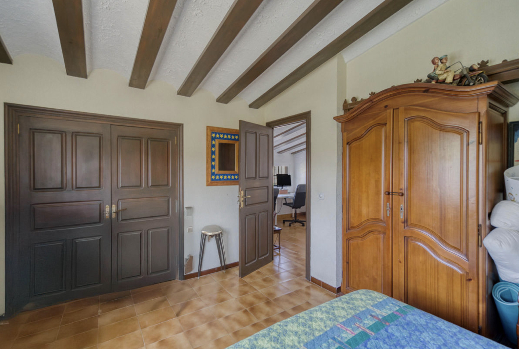 Exklusiv villa med 4 sovrum på 312 m² byggd på en tomt på 1 100 m² i det prestigefyllda området Los Balcones