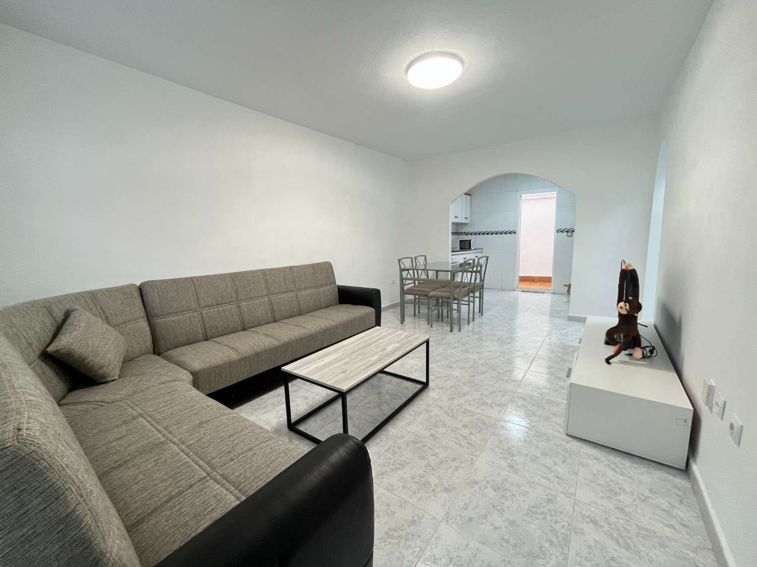 Bonito apartamento de 2 dormitorios en planta baja en La Florida