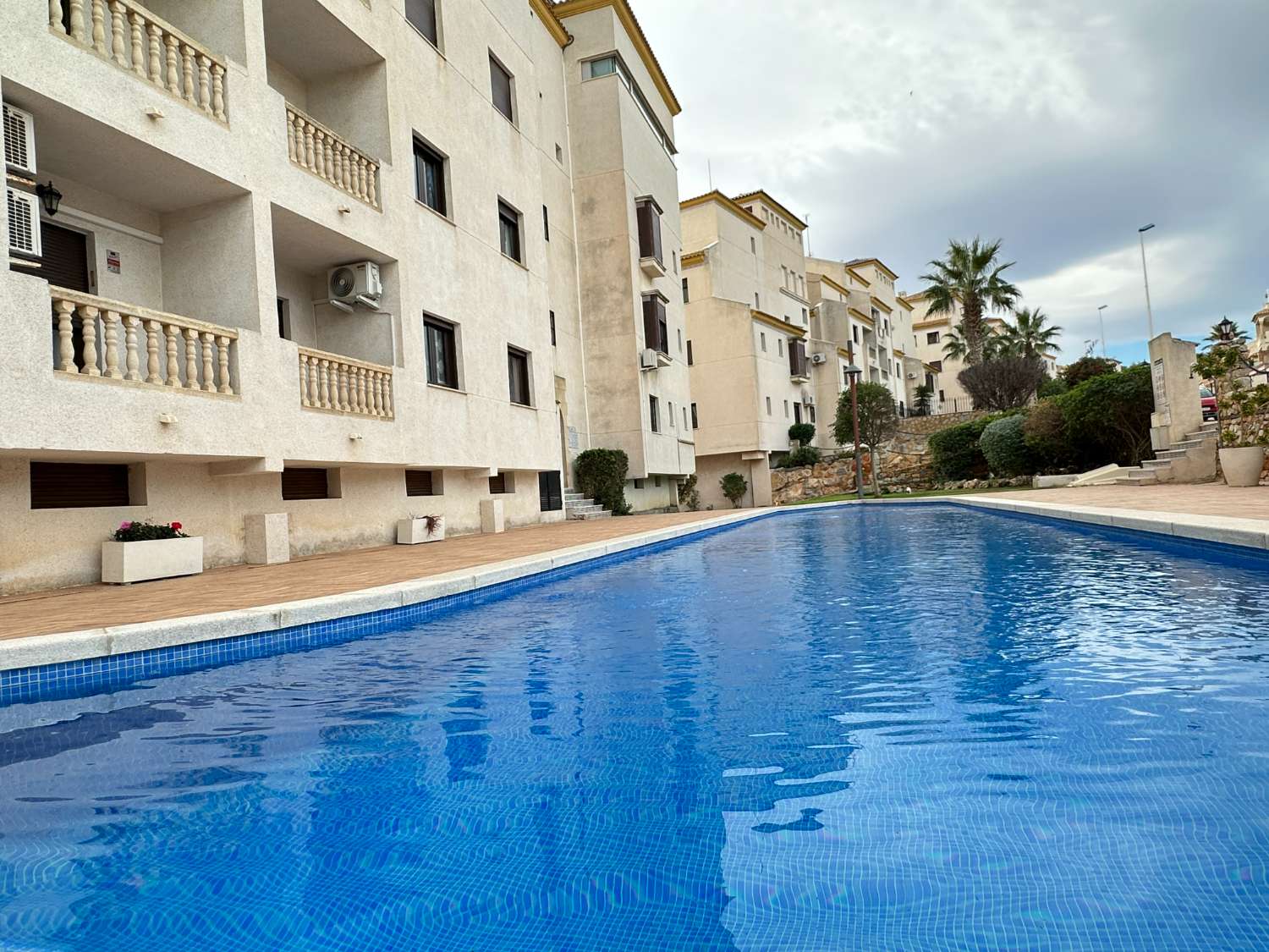 Amplio apartamento de 2 dormitorios en Las Ramblas Golf