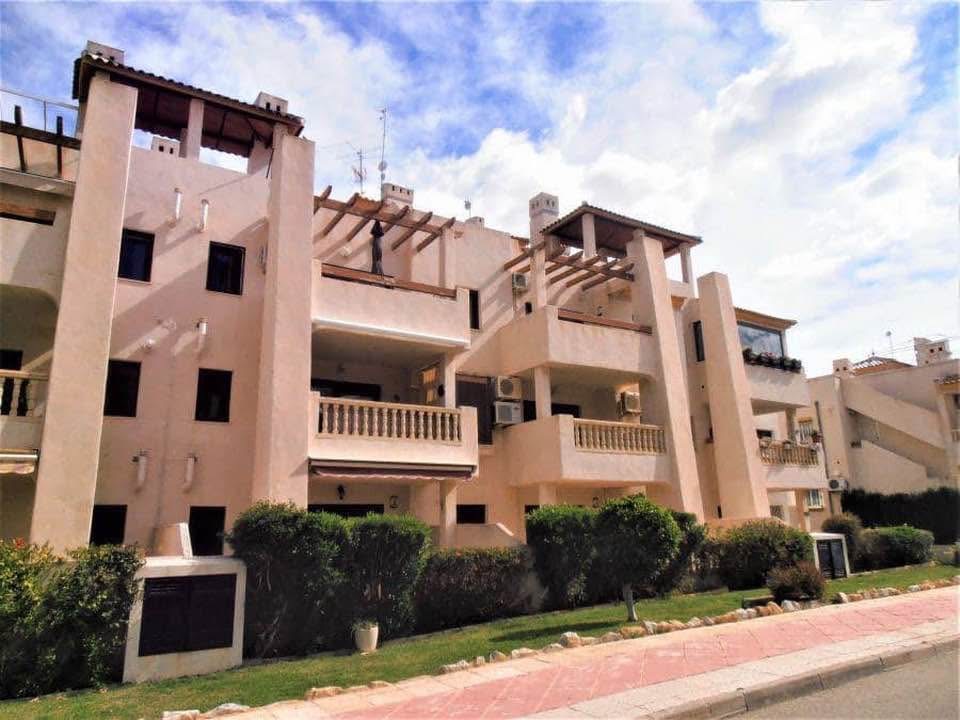 Amplio apartamento de 2 dormitorios en Las Ramblas Golf