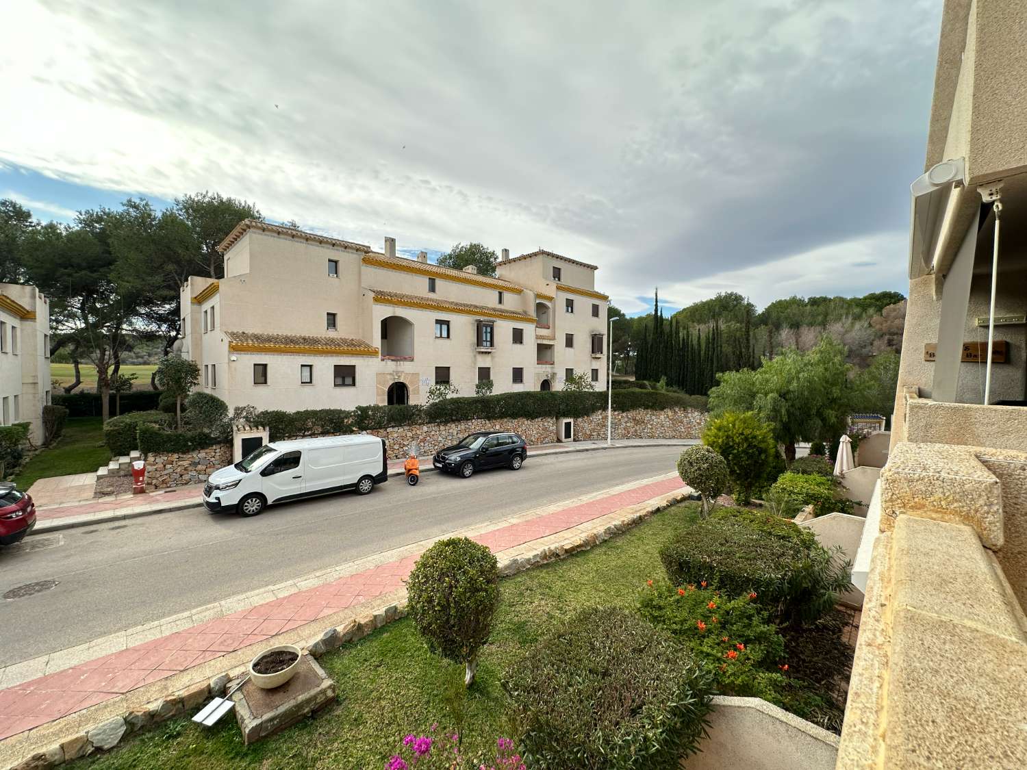 Amplio apartamento de 2 dormitorios en Las Ramblas Golf